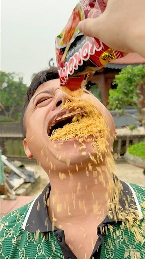 Hilarious Instant Noodles Eating Moments – Laugh Out Loud with These Funny Reactions! #shorts