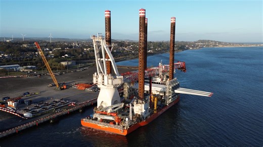 Dundee farewells NnG offshore wind installation vessel