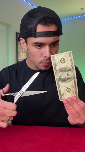 Magic Scissors ✂️