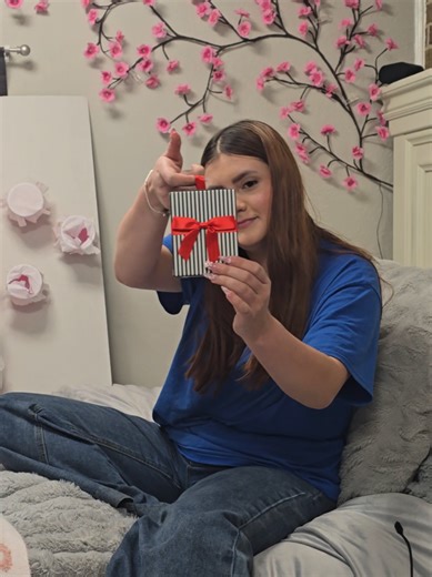 PunchDown Day 16 🎉 Counting down 19 days to her 19th birthday and Kadeance pulled Day 16 — and she got it! 🙌 Today’s surprise: a Raising Cane’s gift card 🐔🍟 The countdown is getting REAL now 😭💖 #PunchDownDay16 #19DaysTo19 #BirthdayCountdown #KaydenTurns19 #AlmostBirthday