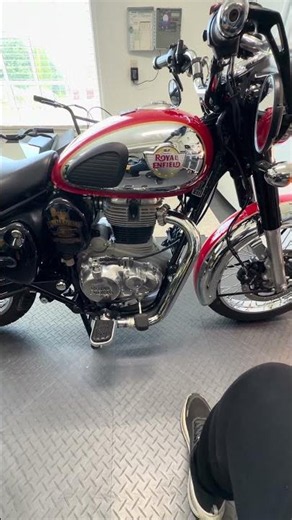 Royal Enfield Classic 350 Bend Pipe Idle & start up