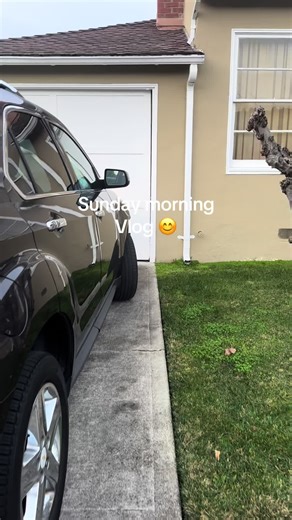 Did we really make it out the bay if we didn’t stop by for a Dutch lol. #sundaymorning #vlog #morningvlog #dutchbros #akwid