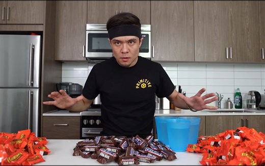 【Matt Stonie】挑战200份Reese's Cup(16000 卡路里)