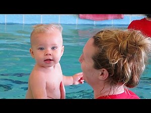 AMAZING BABY SWIMMER! (9.25.14 - Day 608)