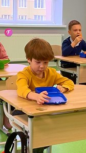 52K views · 501 reactions | Classmates fill hungry boy's lunchbox | Fabiosa Life Stories | Facebook