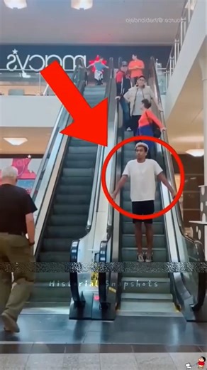 Viral Escalator Trick Exposed 😨😳