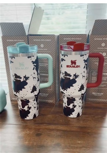 Reviving Western Fashion Trends: Cowprint Comeback