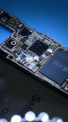 "Water Motherboard = Disaster! 💧💻 See how corrosion silently destroys your device. 🛠️🔥 Leave your comments with us | REWA Tech