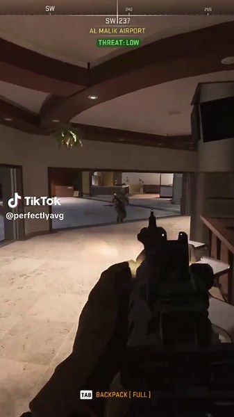 Call me John McClane - Took the whole squad out before baggage claim 💼 💥 Yippee-ki-yay, looters --- #callofduty #warzone #dmz #dmz2025 #cod #mw2 #almazrah #dmzwarzone #dmzcod #coddmz #warzonedmz #perfectlyavg #diehard