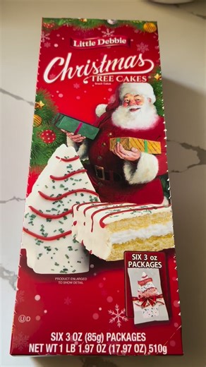 4K views · 22 reactions | #littledebbiechristmastreecakes #LittleDebbie #Christmas #christmastreecakes | The Daily Laughs | Facebook
