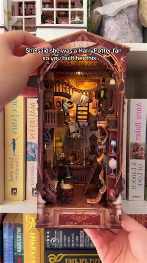 DIY Hogwarts Book Nook Project for Harry Potter Fans