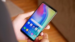 LG V35 ThinQ hands-on review