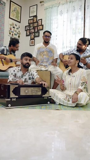 Every song we create carries a story. It may look like just another piece of music among thousands for the outside world, but for us, each one is a chapter of our journey,born from our conversations, our togetherness. 'NADU PAGE' was one such moment… a simple melody I composed, blossoming as Srinath poetically played the harmonium, Liboy tastefully on the acoustic guitar, @midhun.paul deriving rhythm from his very body, Jithu's subtle conversations on the tabla, and Ajay grounding it all with hi