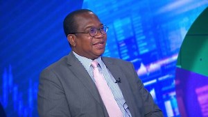 Zimbabwe Deserves Stable Currency, Finance Minister Says