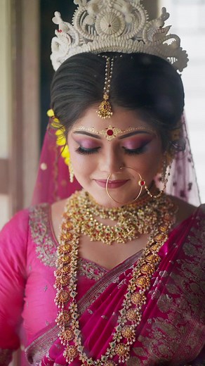 Beautiful Bengali Bride ❤️…. Bookings open for 2024-2025. Call or what’s app on 9903091418 to book your special customised look…. #beauty #bride #bridalmakeup #anubratisbride #weddingmakeup #weddingmakeupartist #bridalmakeupartist #kolkata | Anubrati's Makeup Studio