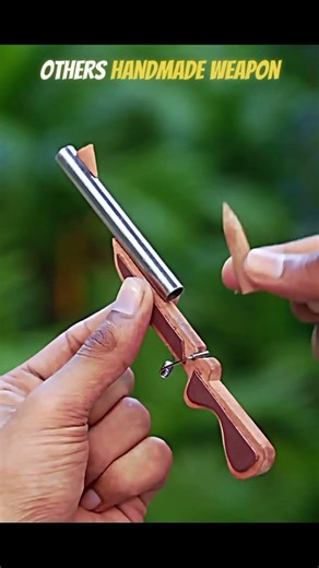 Normal Weapons vs His Weapon