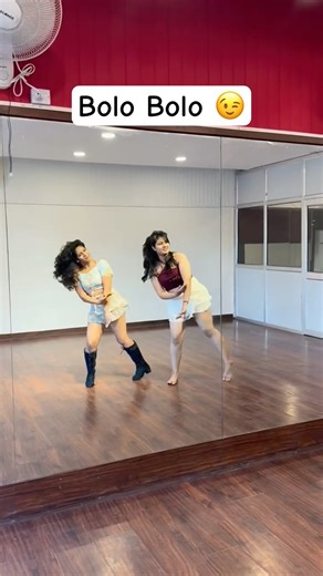 Bolo Bolo 😉 #dance #bollywood #trending #choreo #wish #panther #hindisong #girlish