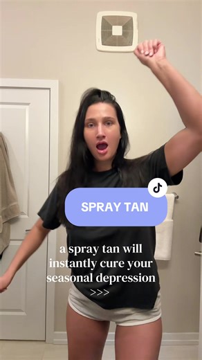 I’m anti-tanning-bad, not anti-tan 😂 You’ll never catch me baking in the sun & I hide from UV like it’s the plague. SPF all year, pale and proud 🤍 But sometimes a spray tan gives me that glowy confidence boost ✨ #afterglow #spraytan #conshohocken #spf #spraytanning