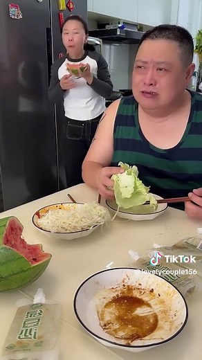 Hilarious Eating Challenges for Couples