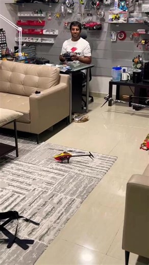 Another flying video! ! !Notice：PLEASE DO NOT FLY IN DOOR📣📣📣#rc #hobby #rcb #heli #helicopter #goosky #gooskys2 #gooskyrs4 #s2 #rchobby #hellotikto