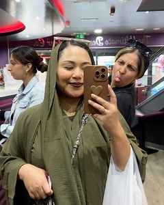 405K views · 16K reactions | A random Monday Vlog and a Fenty lipstick review癩 | Darlious Beauty | Facebook