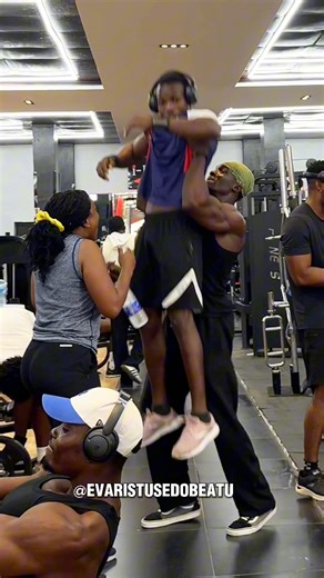 282K views · 10K reactions | Why do the ladies laugh more?  LordEvaris #funnyvideos #lol #explore #fyp | Evaristus Edobeatu | Facebook