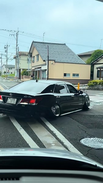 極端なキャンバー車、曲がるのが大変…😳⚠️🇯🇵 #japan #日本 #camber #foryou #viral #shorts #shellpisso #fypシ #car