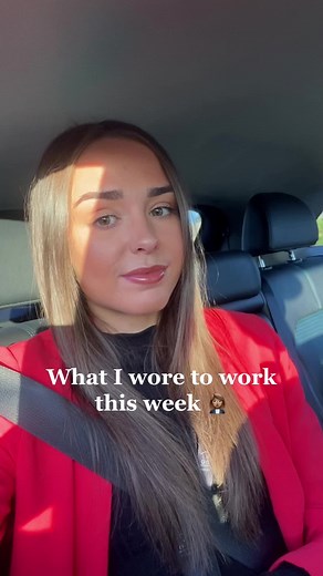 What I wore to work this week as a Consulting Intern! For application information on Summer Internships and Work Placements, visit www.kpmgcareers.ie #KPMG #placement #kpmgireland #workoutfits #fashion #interntips