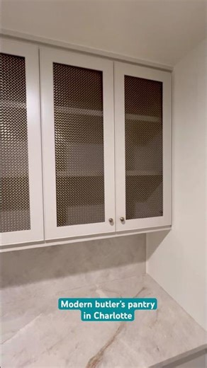 Modern butler’s pantry upgrade with a clean, luxury look in Charlotte #butlerspantry #kitchen