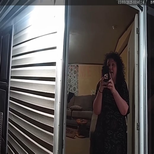 YouTuber Loses Control During Welfare Check | Paulo Becker