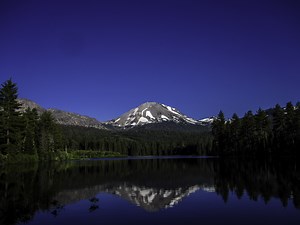 7 Best Hikes in Lassen Volcanic National Park - Trailhead Traveler