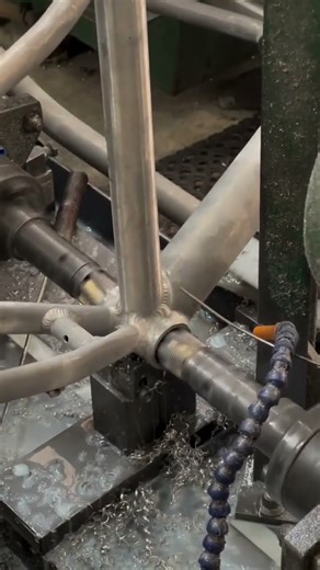 bottom bracket threading process #shorts