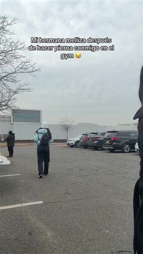 Maria Belén (@mariabelens0)’s video of leg workout gym