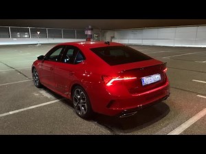 New SKODA OCTAVIA RS 2021 at night - Matrix LED lights, ambient lights & new cockpit DEMONSTRATION