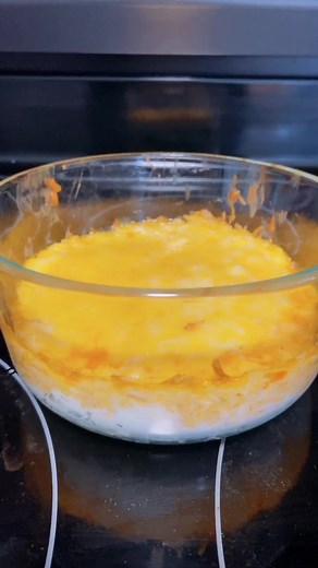 Buffalo chicken dip! #ketolifestyle #happyathome #dirtyketo #ketolife #weightloss #ketorecipe #howtoketo #ketodiet #keto #ketogenic