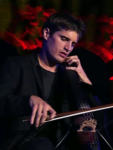 2CELLOS - Where The Streets Have No Name (U2) #2CELLOS #WhereTheStreetsHaveNoName #U2 #cellocover #orchestralife