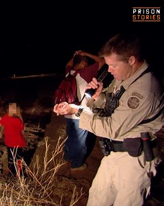 The U.S.-Mexican border is one of the most dangerous corridors for human trafficking and drug smuggling, making border patrol one of the toughest jobs in law enforcement. From chasing down smugglers to enduring harsh conditions, these brave agents put their lives on the line every day. From: Risk Takers S2 Ep1 | Prison Stories