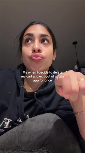 Smart Shopping Decisions: Why Deleting Your Cart Matters