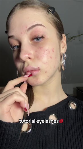 Eyelash Tutorial: Expert Tips for Beautiful Lashes