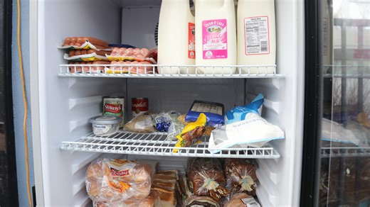 How long is food good in freezer and fridge during power outage?