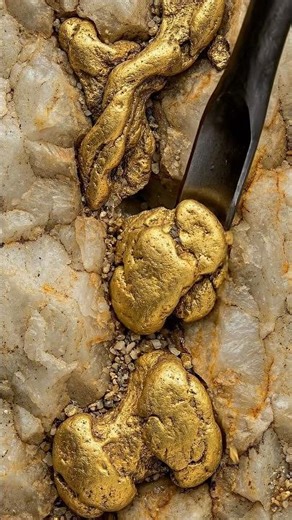 Gold Veins Hidden in Solid Rock | Satisfying ASMR | Breaking Rocks to Reveal Natural Gold✨#goldrush