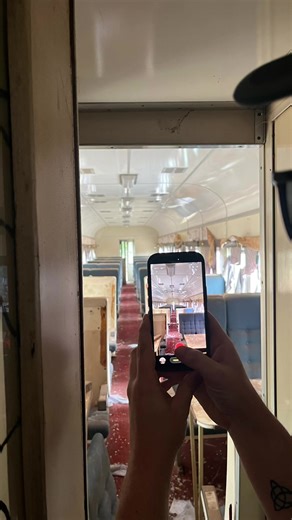 Exploring Australia's Haunted Urbex Trains 🚂