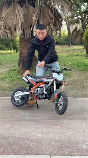 This Mini Bike is not just a ride — it’s PURE SWAG 💥