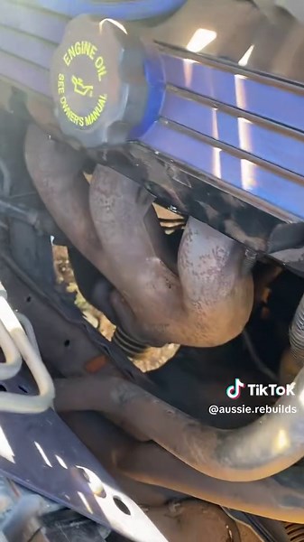 Fitting Extractors in My Holden Commodore VY