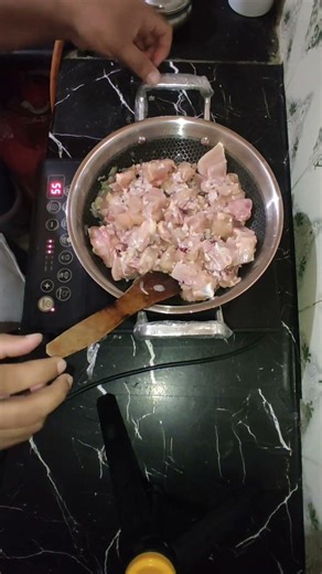 Chicken fry using induction stove