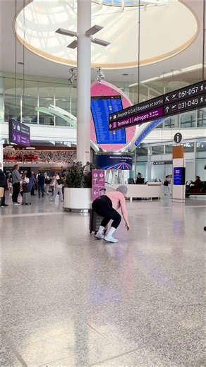 The way the ‘boop’ triggers you on the daily. 👀 Anyone one else hear it in their sleep? Asking for a friend | F45 Training