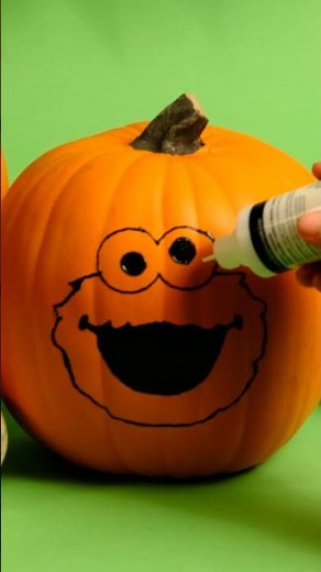 Cookie Monster Pumpkin Painting! #sesamestreet