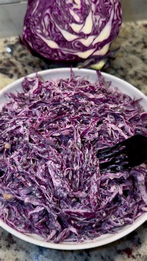 Everyday Easy Eats on Instagram: "Easy Purple Cabbage Salad 🥗 Fresh, crunchy, and full of flavor! This purple cabbage salad is made with a creamy garlic dressing, fresh dill, and your favorite nuts. Ready in just 5 minutes — perfect for a quick lunch, dinner, or healthy side dish. Simple ingredients, big flavor. Save this recipe and enjoy! 💜 Ingredients • 1/4 cup mayonnaise • 1/4 cup sour cream • 5 garlic cloves, grated or pressed • 1 medium purple cabbage • 1/4 cup fresh dill, chopped • 1/2 c