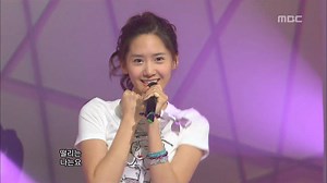 2.9M views · 10K reactions | [MBC KPOP 레전드 무대 리플레이] (090307) 흰티에 청바지 입은 소시는 레전드쥬? 1월에 컴백한 곡으로 3월까지 활동 실화냐 #소녀시대 - Gee #KPOP #쇼음악중심 #GirlsGeneration MBC090307방송 | MBC Kpop Show Music Core – 쇼 음악중심 | Facebook