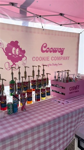 We 🫶🏼 Saturday markets!! #arizona #farmersmarket #smallbusiness #cookies #dirtysoda